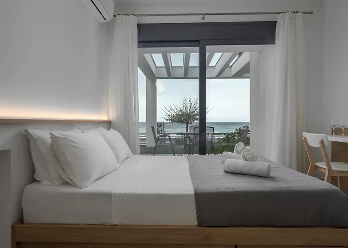 Cavo Blue Coastal Living * Polychrono