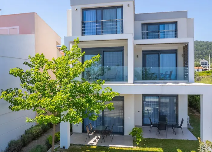 Cavo Blue Coastal Living דירה פוליכרונו